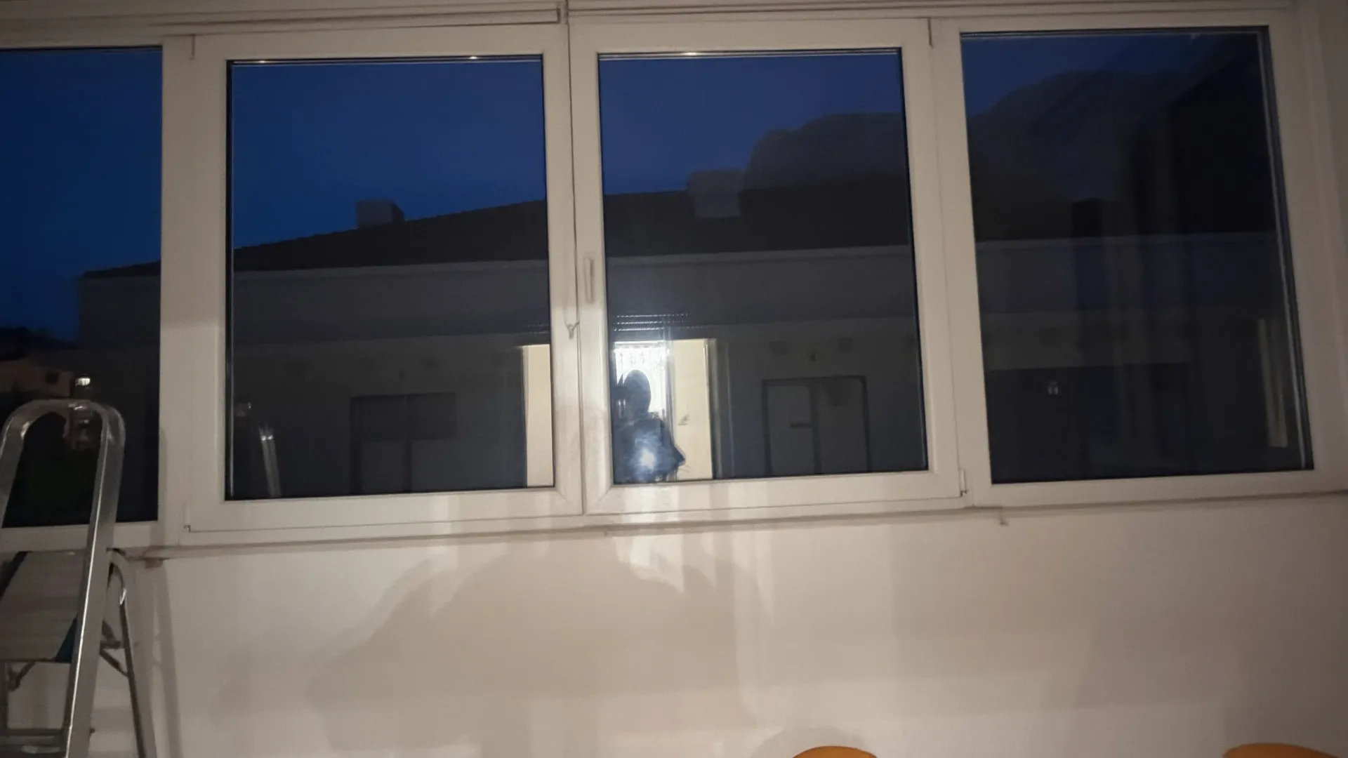 Rent, four bedroom apartment, 120m², Škaljari, Kotor