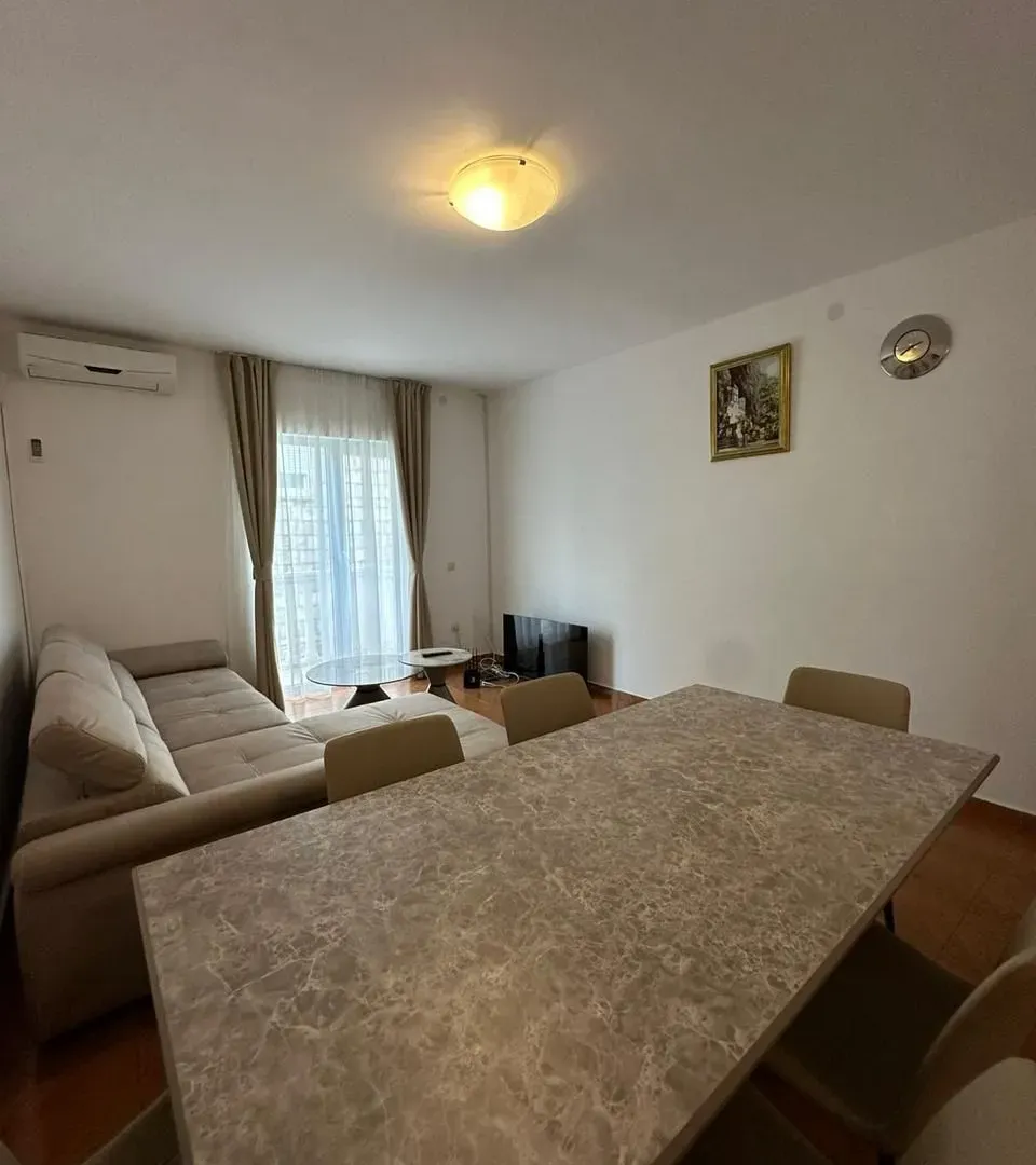 Rent, three bedroom apartment, 120m², Prijevor, Budva