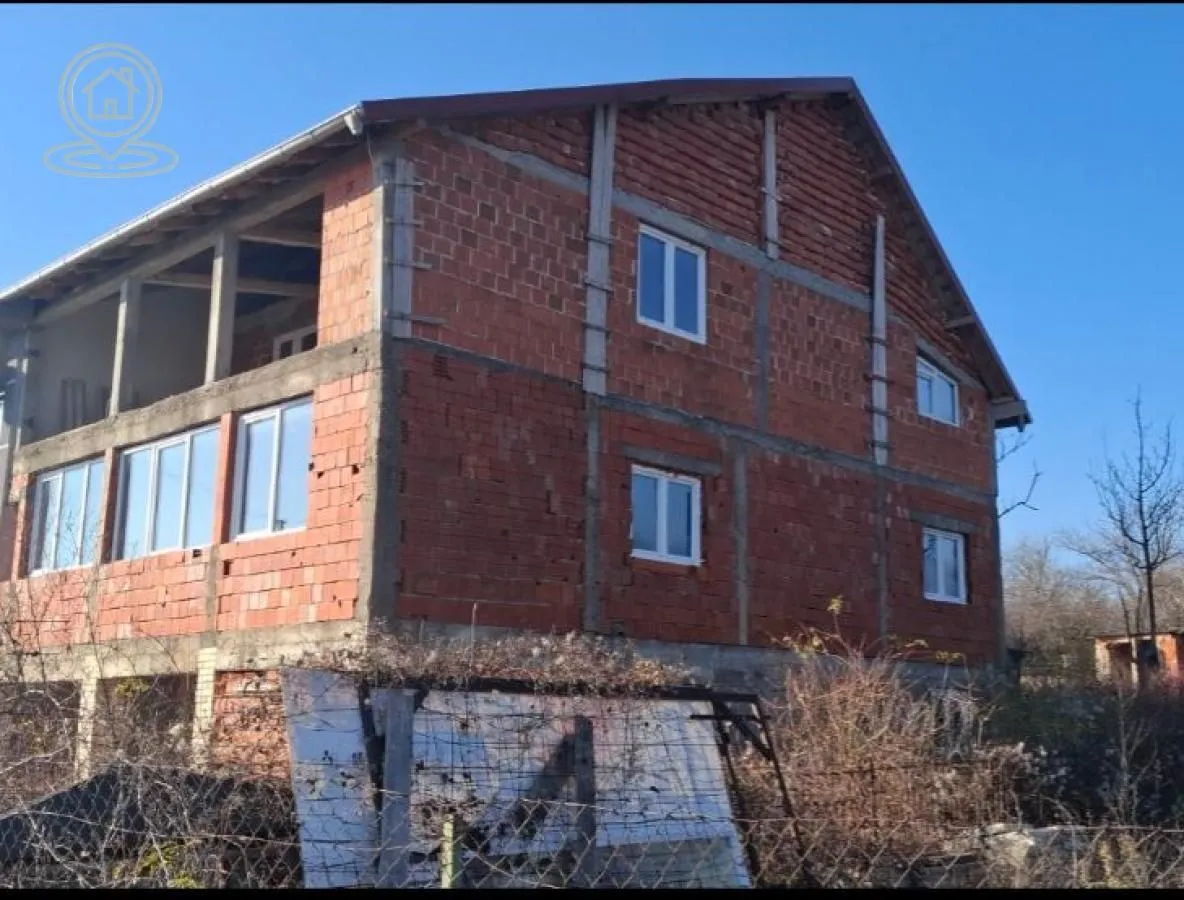 Sale, house, 360m², Pantelej, Niš