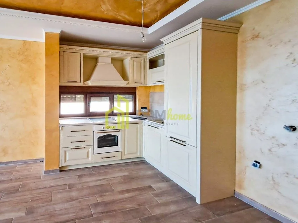 Prodaja, poslovni prostor, 540m², Dobre Vode, Bar