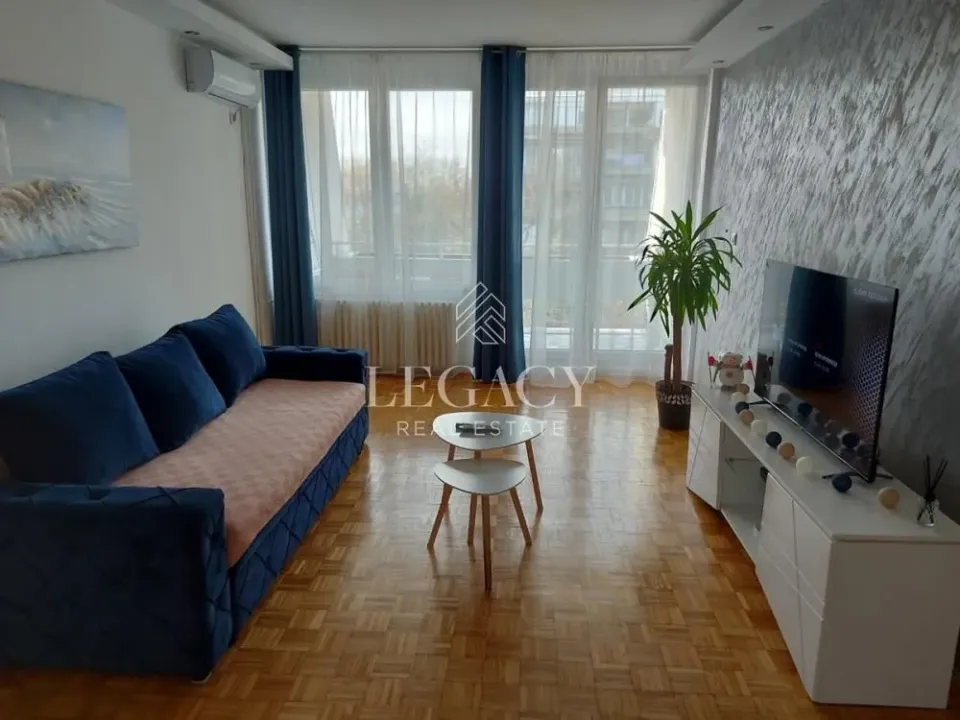 Rent, two bedroom apartment, 70m², Novi Beograd Sve Podlokacije, Beograd