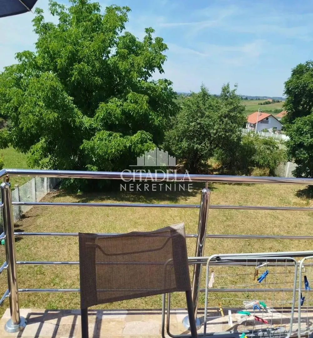 Prodaja, kuća, 200m², Lisović, Barajevo