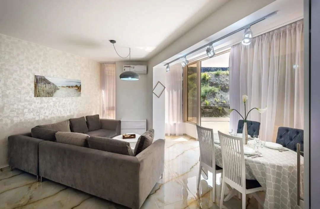 Sale, one bedroom apartment, 54m², Rafailovići, Budva