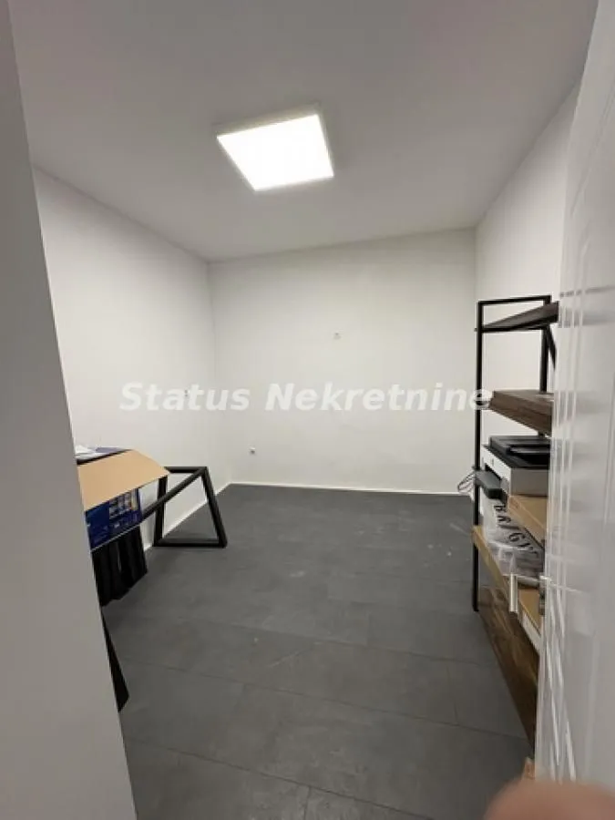Rent, office space, 120m², Stari grad, Novi Sad