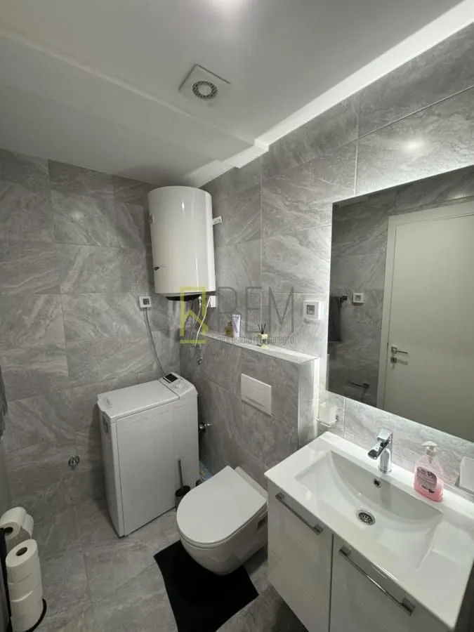 Rent, two bedroom apartment, 66m², Stari Aerodrom, Podgorica