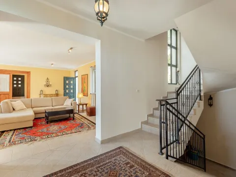 Sale, house, 291m², Lepetani, Tivat - image 10