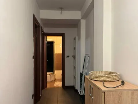Izdavanje, trosoban stan, 87m², Krivi Most, Podgorica - image 3