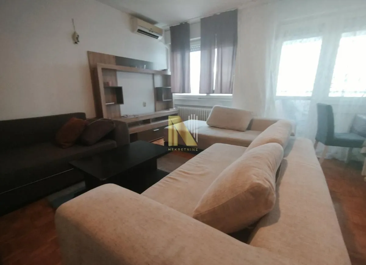 Izdavanje, trosoban stan, 77m², Liman 3, Novi Sad Sve Podlokacije