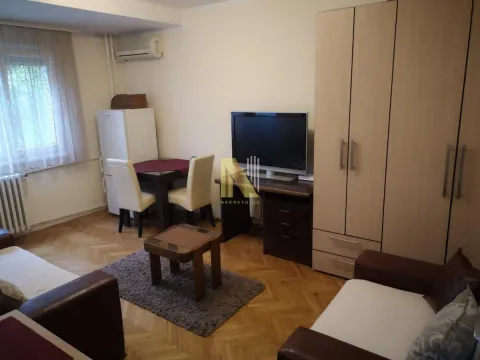 Izdavanje, garsonjera, 23m², Rotkvarija, Novi Sad Sve Podlokacije - image 2
