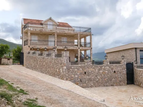 Prodaja, kuća, 204m², Herceg Novi, Crna Gora - image 5