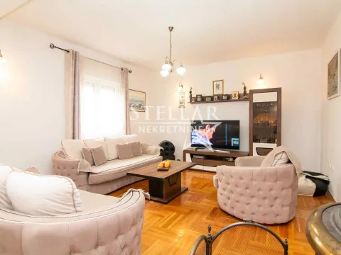 Izdavanje, kuća, 300m², Donji Kokoti, Podgorica - image 2