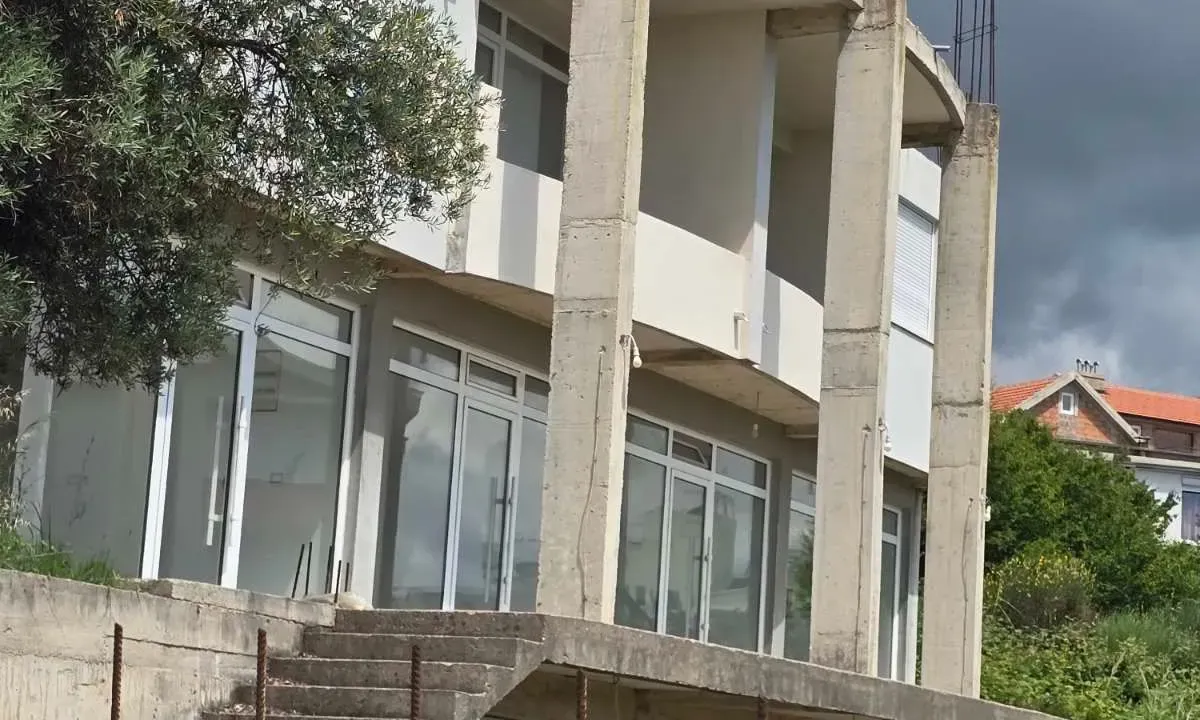 Prodaja, kuća, 525m², Bar, Crna Gora