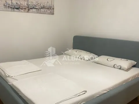 Izdavanje, dvosoban stan, 80m², Centar, Bar - image 5