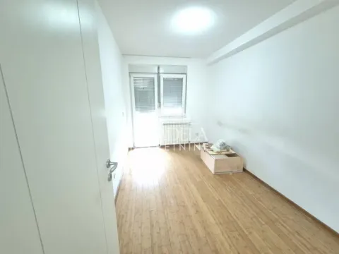 Izdavanje, jednosoban stan, 39m², Miljakovac, Rakovica - image 5