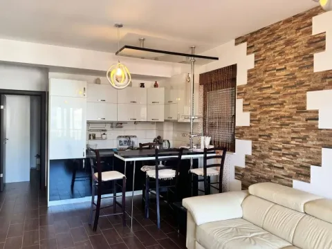 Rent, one bedroom apartment, 51m², Centar, Budva - image 6