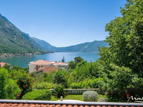 Sale, house, 305m², Orahovac, Kotor - image 44