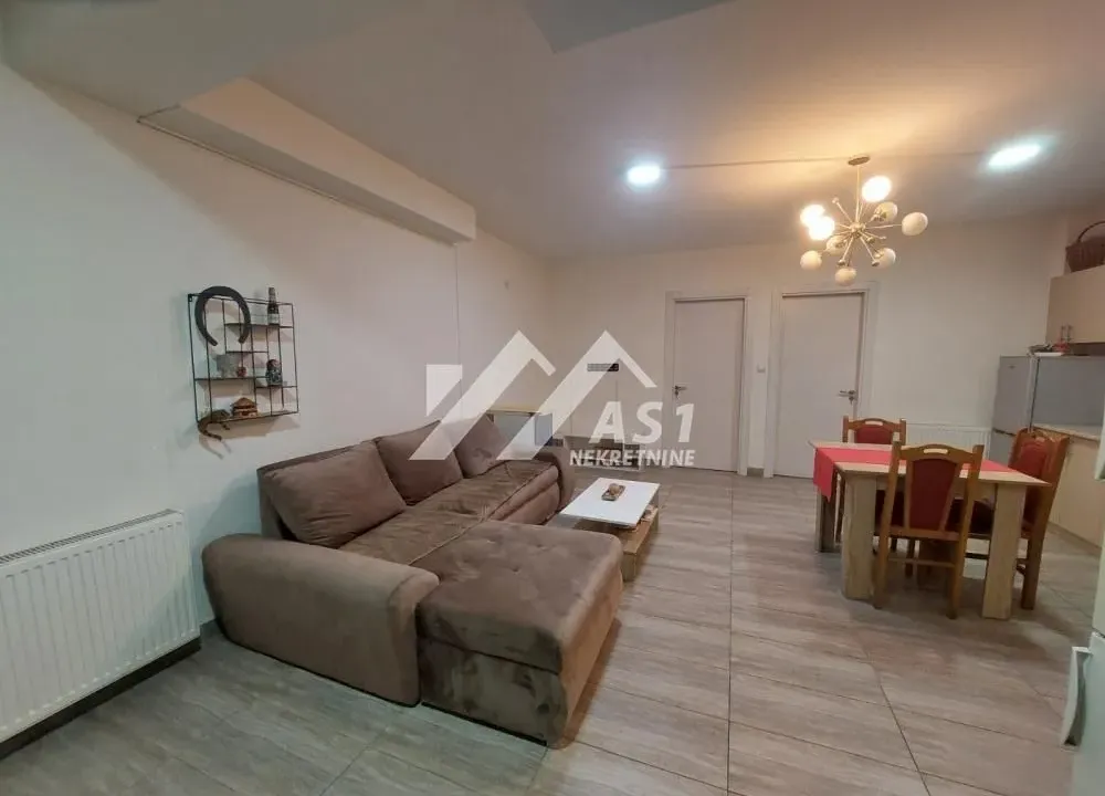 Izdavanje, dvosoban stan, 58m², Stari Majur, Petrovaradin