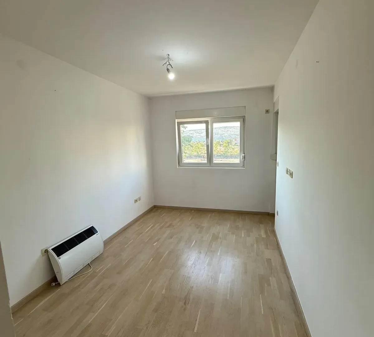 Rent, office space, 75m², City Kvart, Podgorica