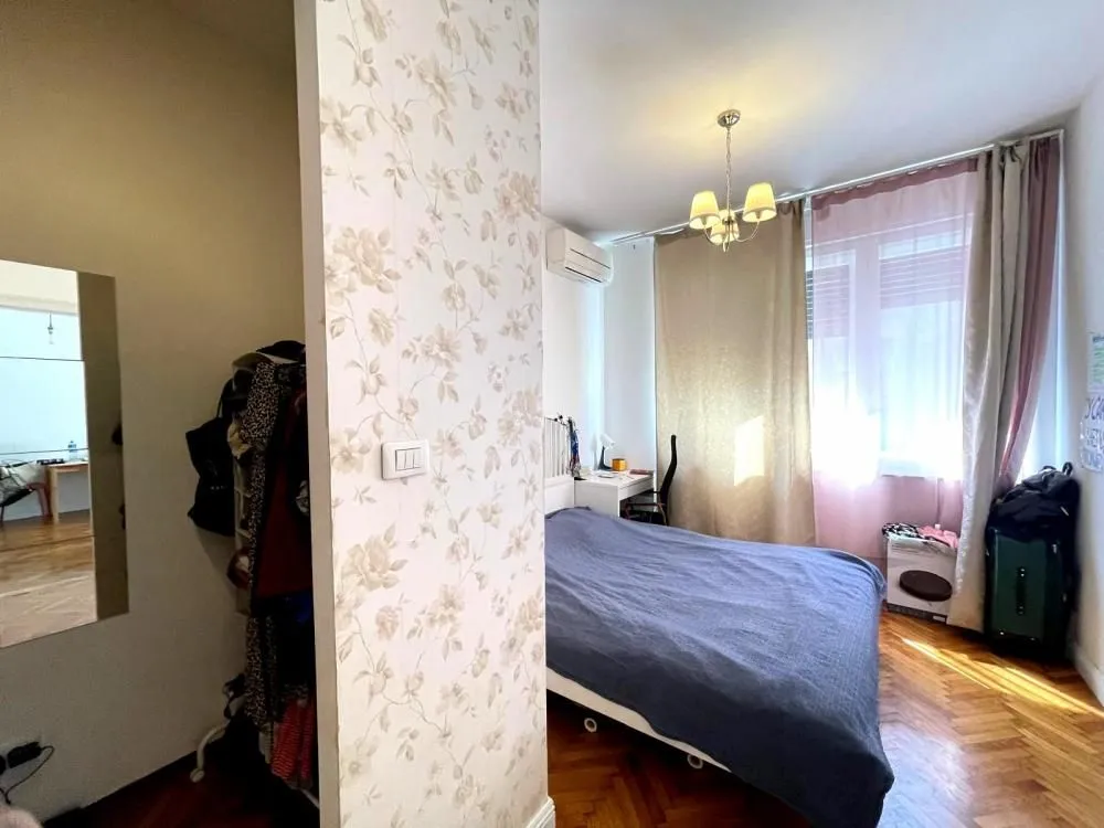 Sale, three bedroom apartment, 72m², Stari Grad, Beograd