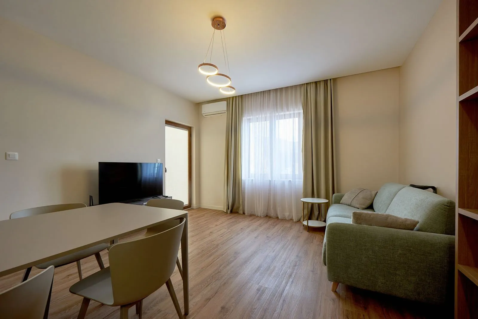 Daily-rent, two bedroom apartment, 58m², Bečići, Budva