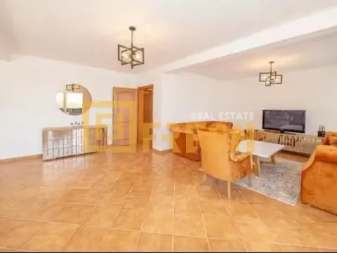 Prodaja, kuća, 253m², Bar, Crna Gora - image 9