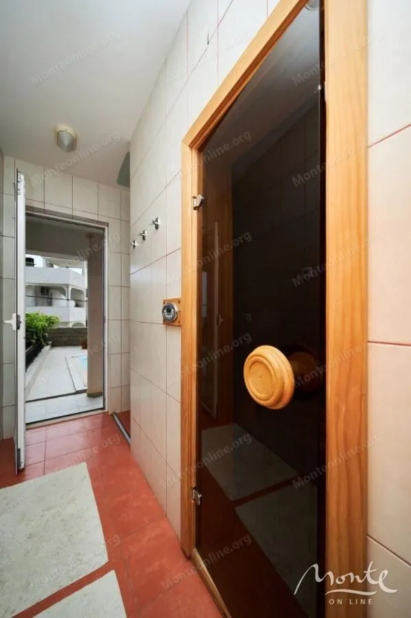 Sale, house, 495m², Bečići, Budva