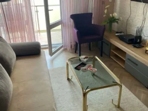 Izdavanje, stan, 55m², Šušanj, Bar - image 9