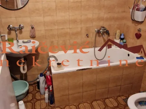 Prodaja, kuća, 92m², Voždovac Sve Podlokacije, Beograd - image 4