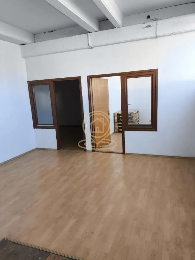 Rent, office space, 1250m², Zemun Sve Podlokacije, Beograd