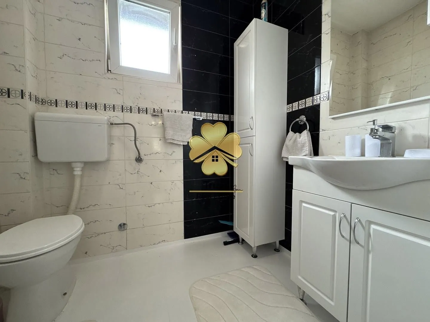 Rent, house, 250m², Tološi, Podgorica