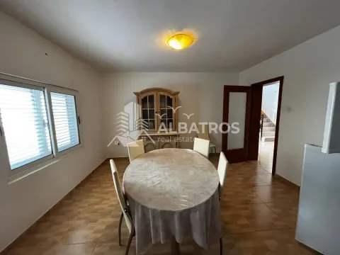 Rent, house, 150m², Polje, Bar - image 6