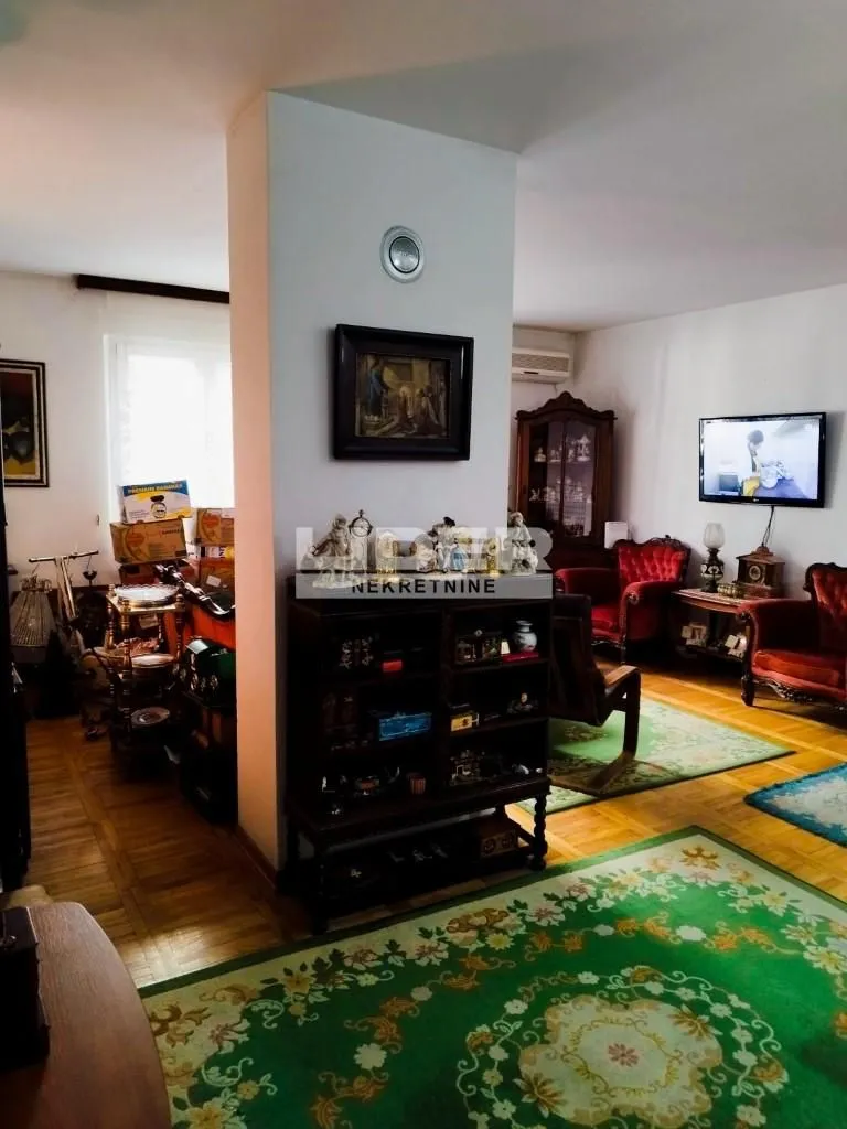 Sale, three bedroom apartment, 76m², Voždovac Sve Podlokacije, Beograd