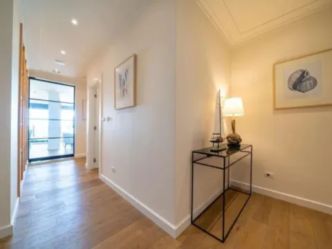 Prodaja, trosoban stan, 245m², Centar, Bar - image 3