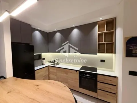 Rent, two bedroom apartment, 60m², Savski Venac, Beograd - image 8