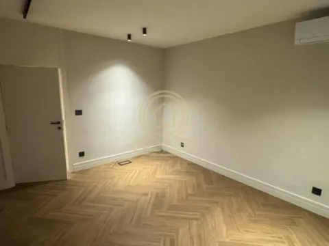 Izdavanje, poslovni prostor, 66m², Sarajevska, Beograd - image 3