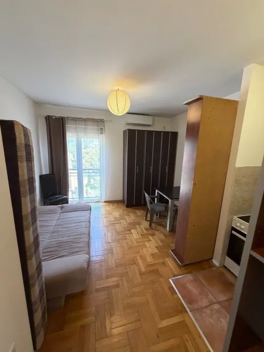 Rent, studio apartment, 22m², Zabjelo, Podgorica