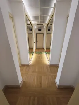 Izdavanje, trosoban stan, 148m², Savski Venac, Beograd - image 7