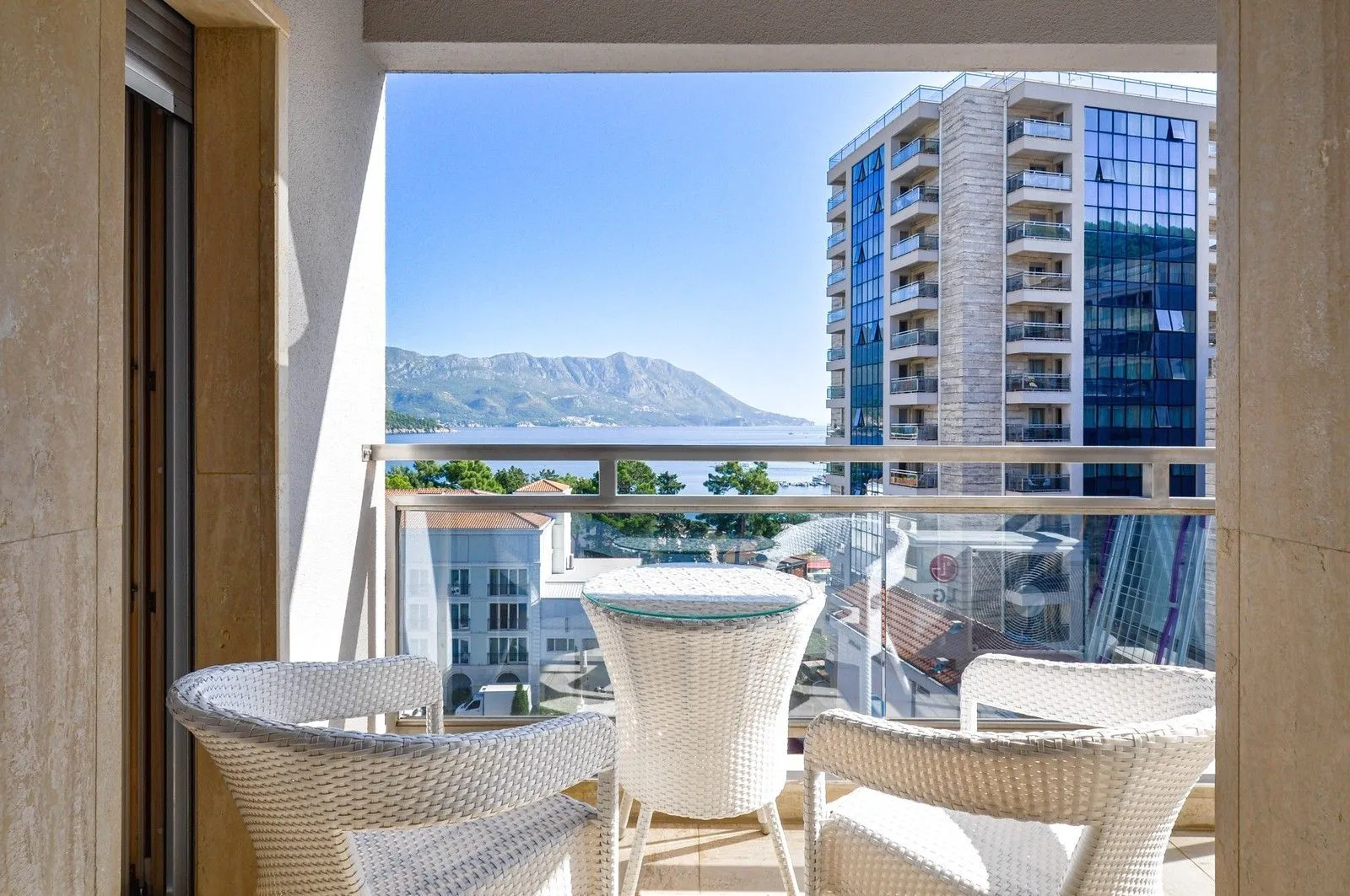 Prodaja, jednosoban stan, 48m², Budva, Crna Gora