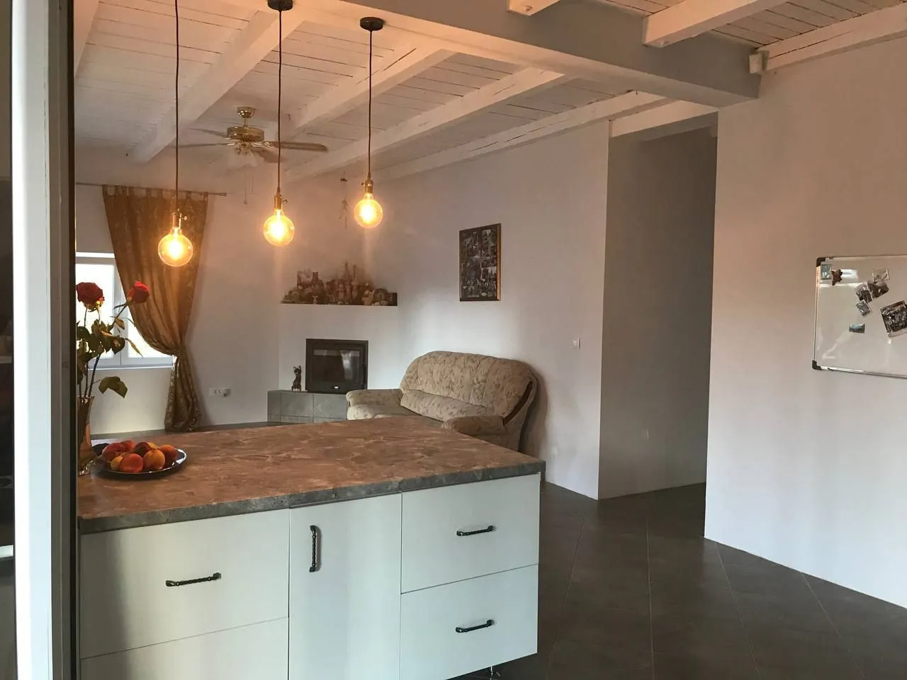 Izdavanje, kuća, 120m², Tivat, Crna Gora