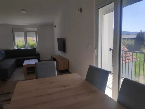 Rent, one bedroom apartment, 72m², Polje, Bar - image 2