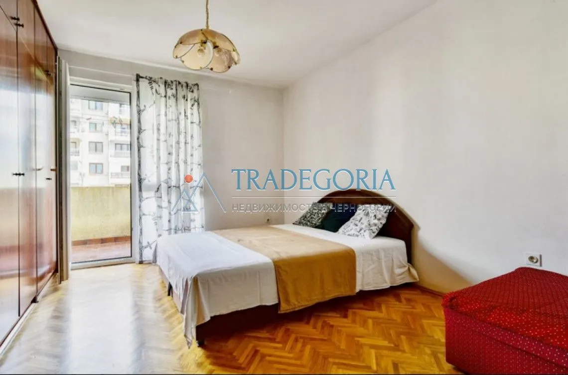 Prodaja, trosoban stan, 103m², Bar, Crna Gora