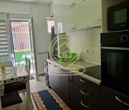 Rent, three bedroom apartment, 65m², Južni Bulevar, Vračar Sve Podlokacije - image 4