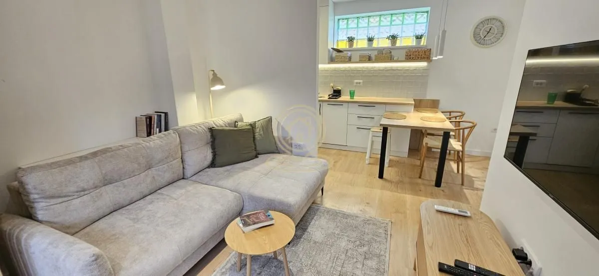 Izdavanje, jednosoban stan, 40m², Podbara, Novi Sad Sve Podlokacije