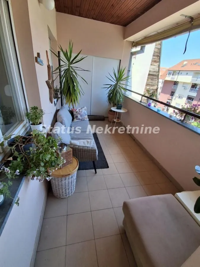 Prodaja, četvorosoban stan, 85m², Grbavica, Novi Sad Sve Podlokacije