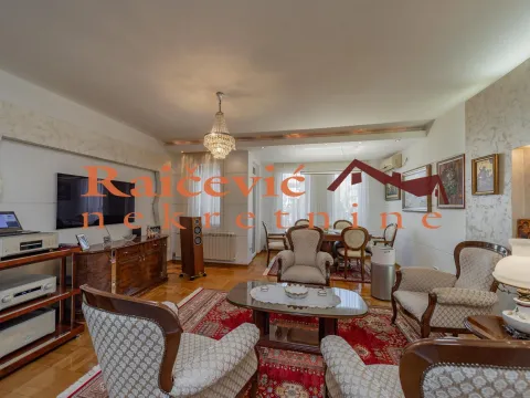 Sale, four bedroom apartment, 112m², Lion, Zvezdara Sve Podlokacije