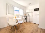 Izdavanje, jednosoban stan, 43m², Lazi, Budva - image 8