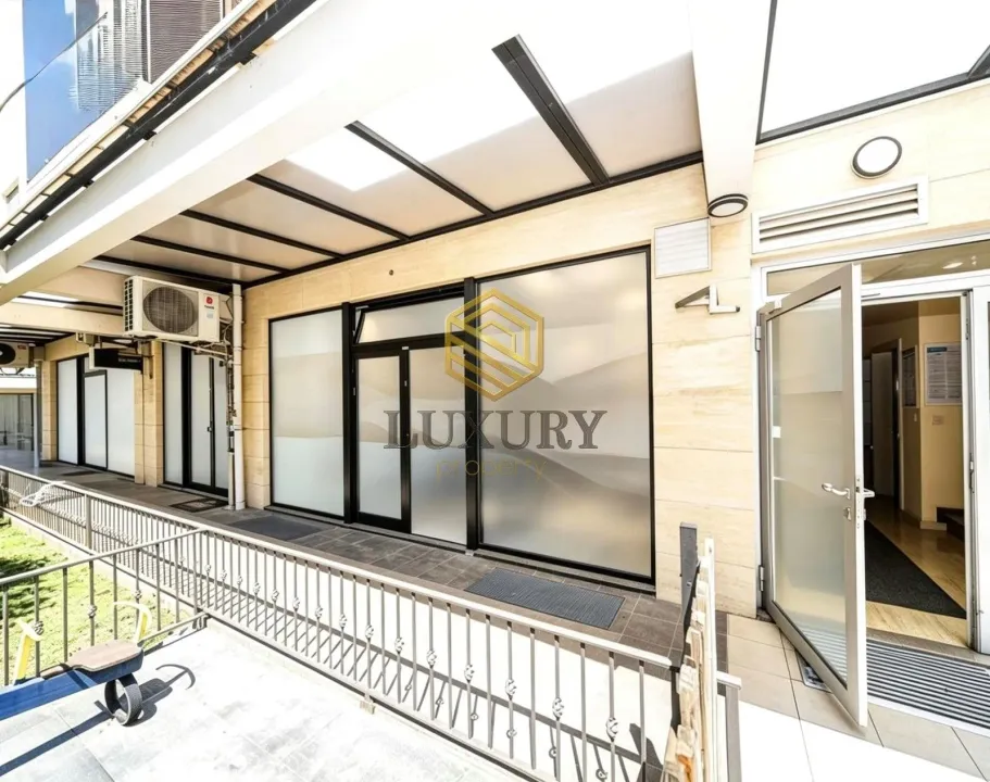 Rent, office space, 45m², City Kvart, Podgorica