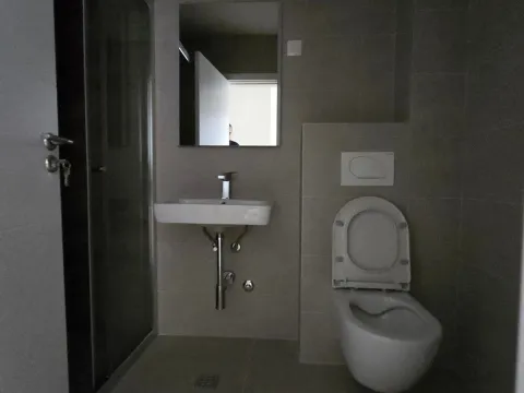 Prodaja, jednosoban stan, 45m², Pobrežje, Podgorica - image 4