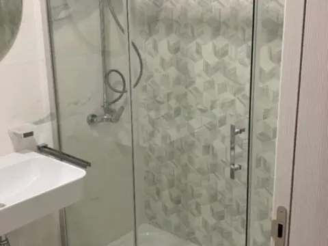 Izdavanje, jednosoban stan, 40m², Central Point, Podgorica - image 6