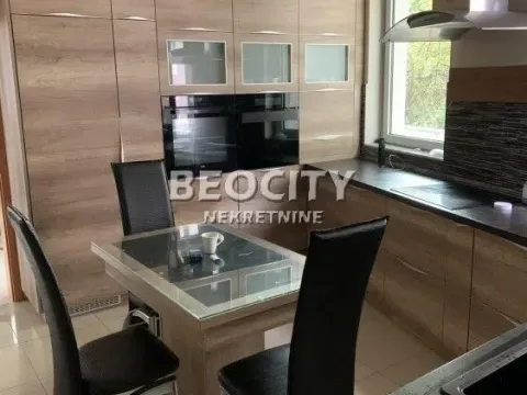 Prodaja, kuća, 540m², Centar, Šabac - image 13